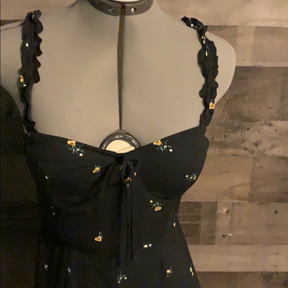 Romper - Picture 2 of 2